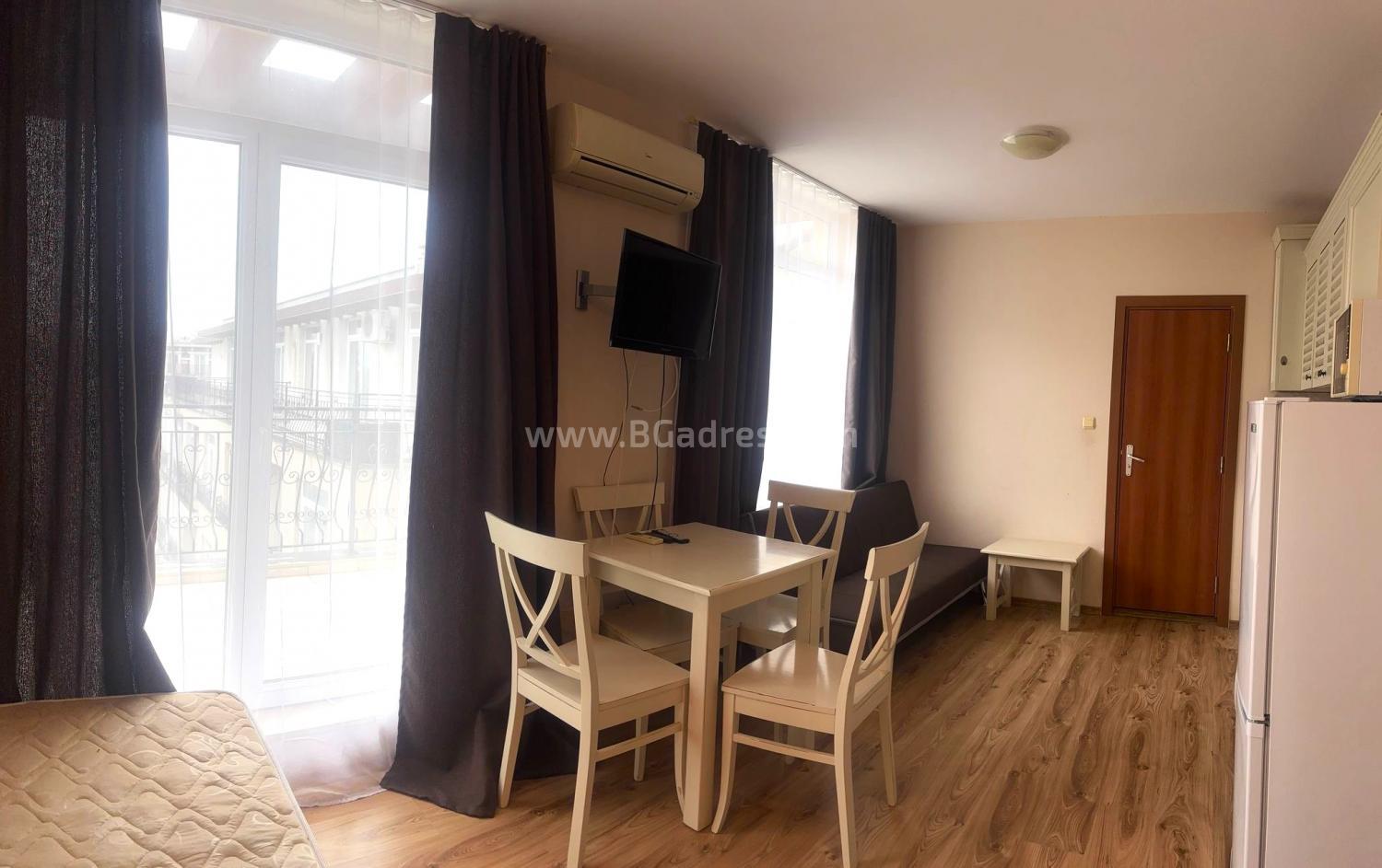 Квартира в комплексе Даун Парк І №4156