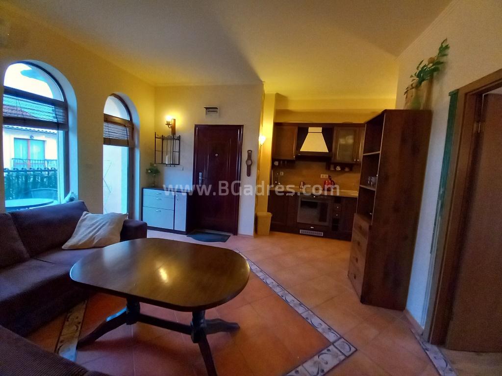 Apartment at a bargain price in Elenite І №3314