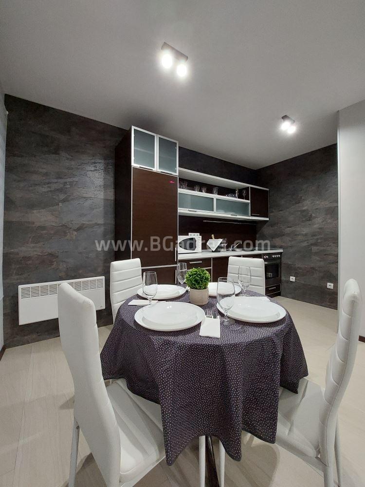 Stylish townhouse in Saint Vlas I №2401