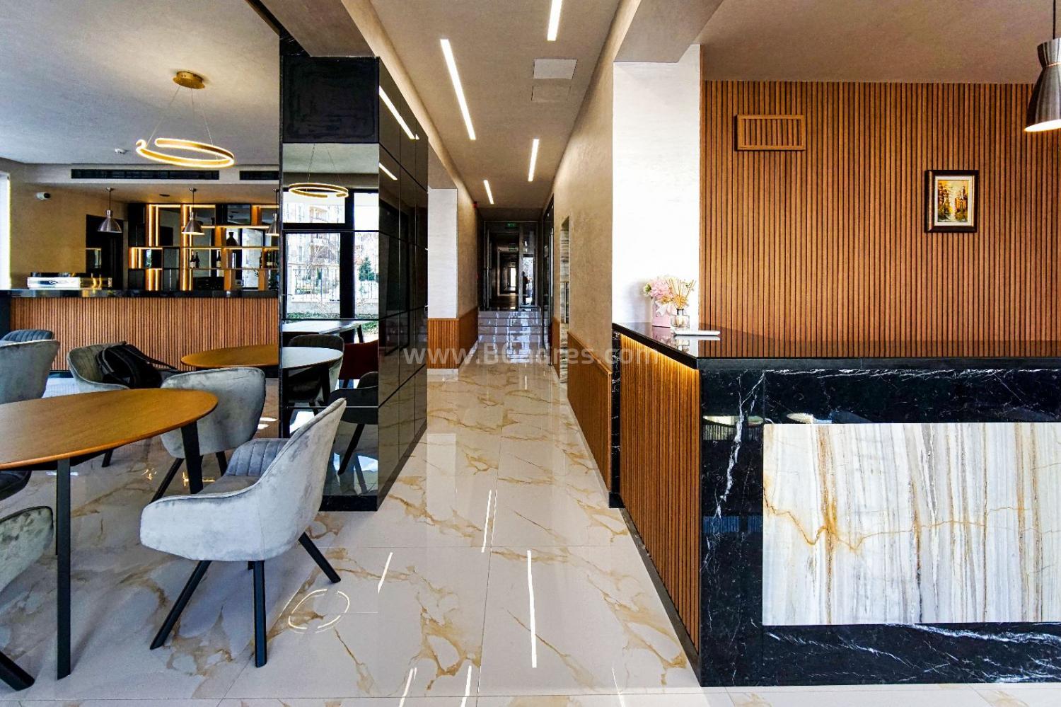 Тристаен апартамент в нов комплекс І №2934