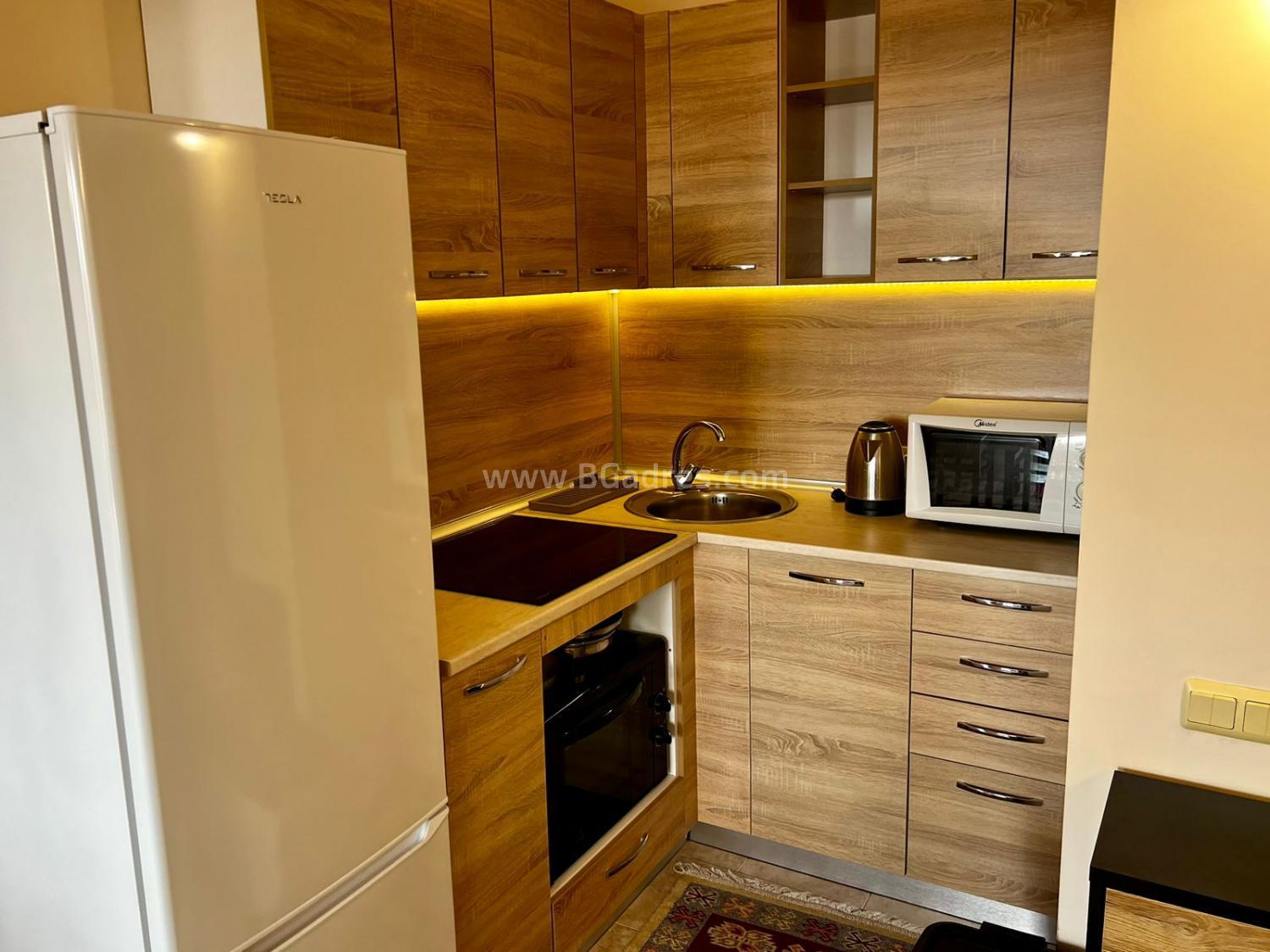 Тристаен апартамент близо до плажа І №3496