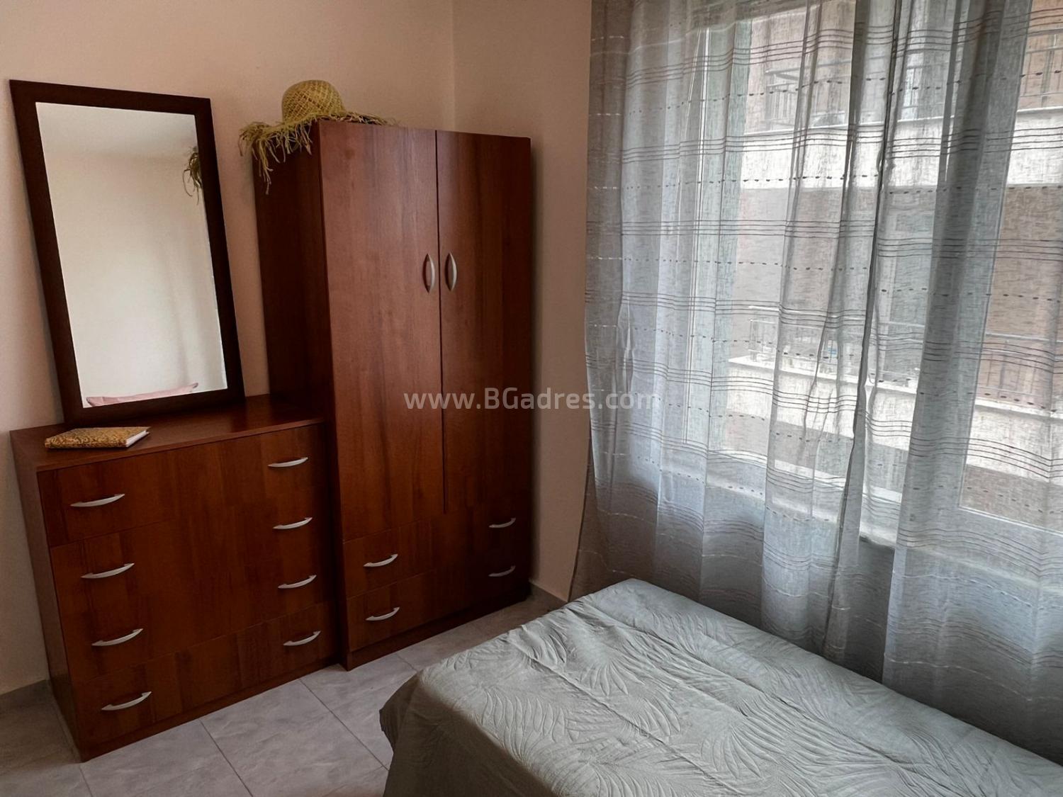 Renovated apartment in St. Vlas І №3600