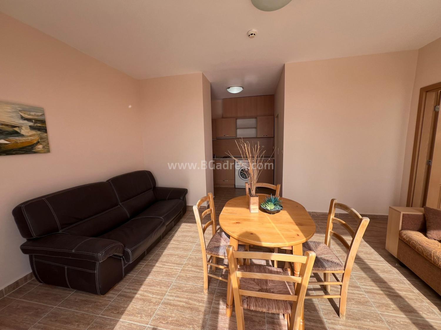 Wohnung mit großem Balkon in Sonnenstrand І №3646