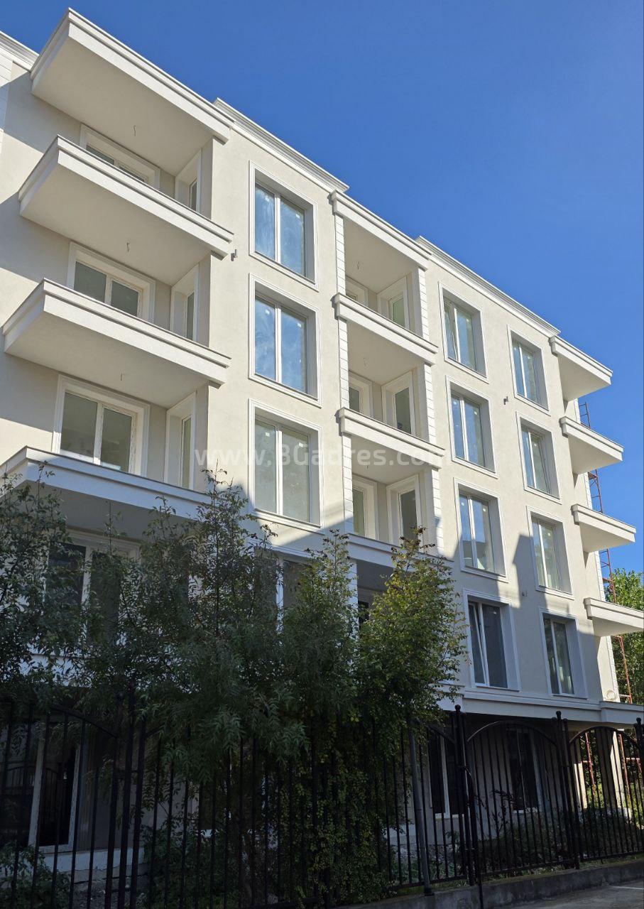 Студия без таксы за обслуживание на Солнечном Берегу І №4431