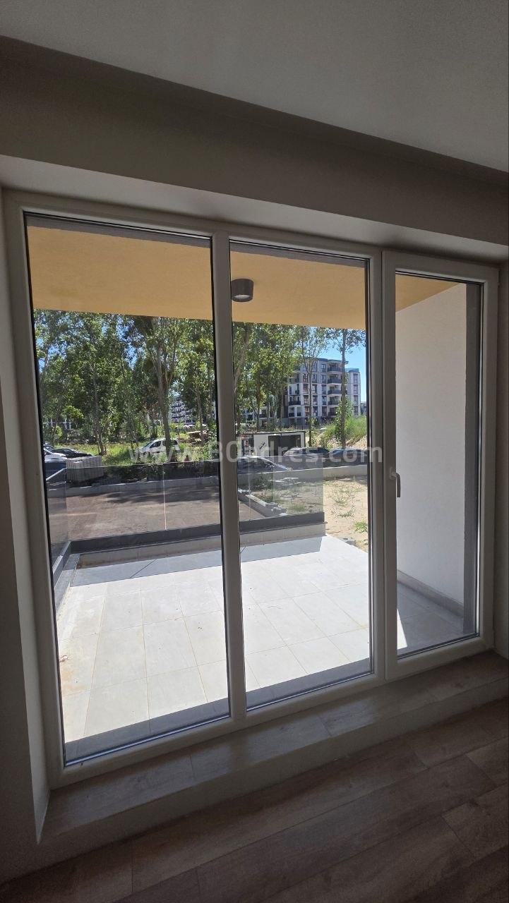 Dreizimmerwohnung mit Parkplatz am Meer І №4467