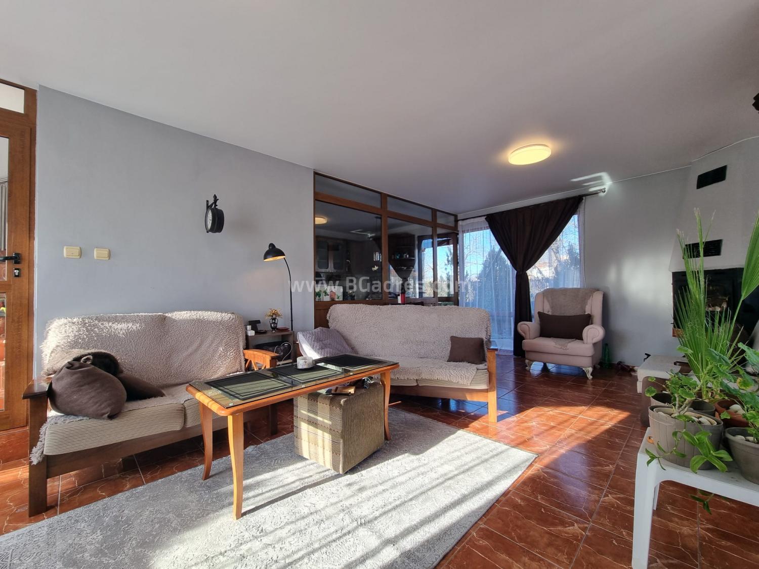 Дом с участком в с.Бата І №4044