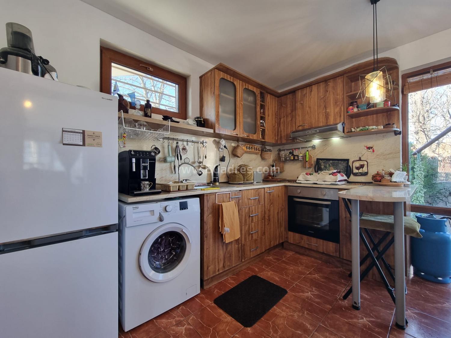 Дом с участком в с.Бата І №4044