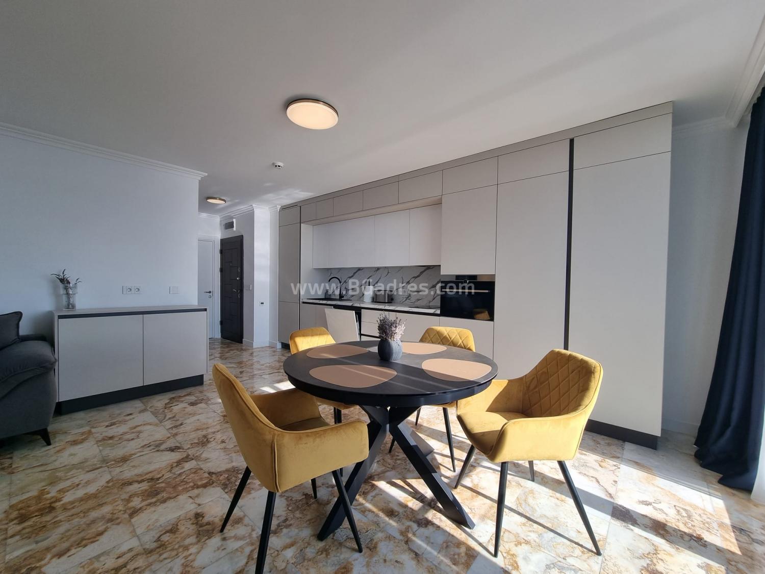 Апартамент в комплекс Долче Вита І №4074