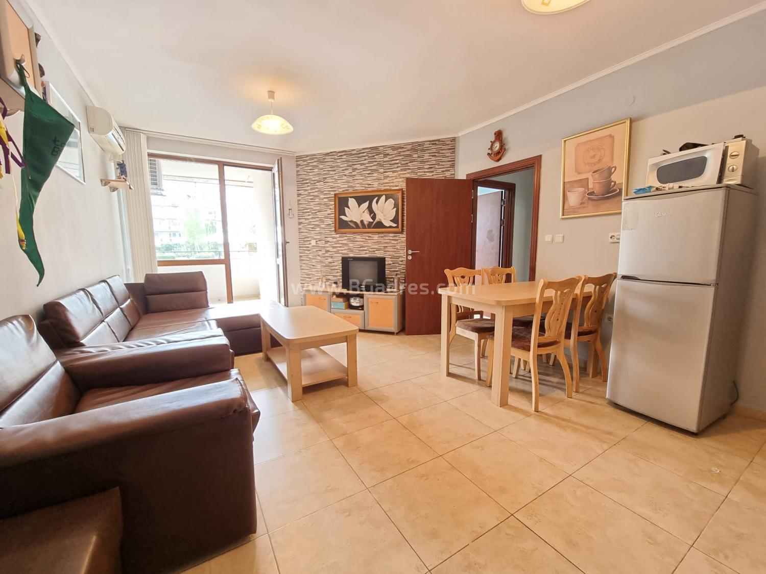 Тристаен апартамент в комплекс Аполон І №2704