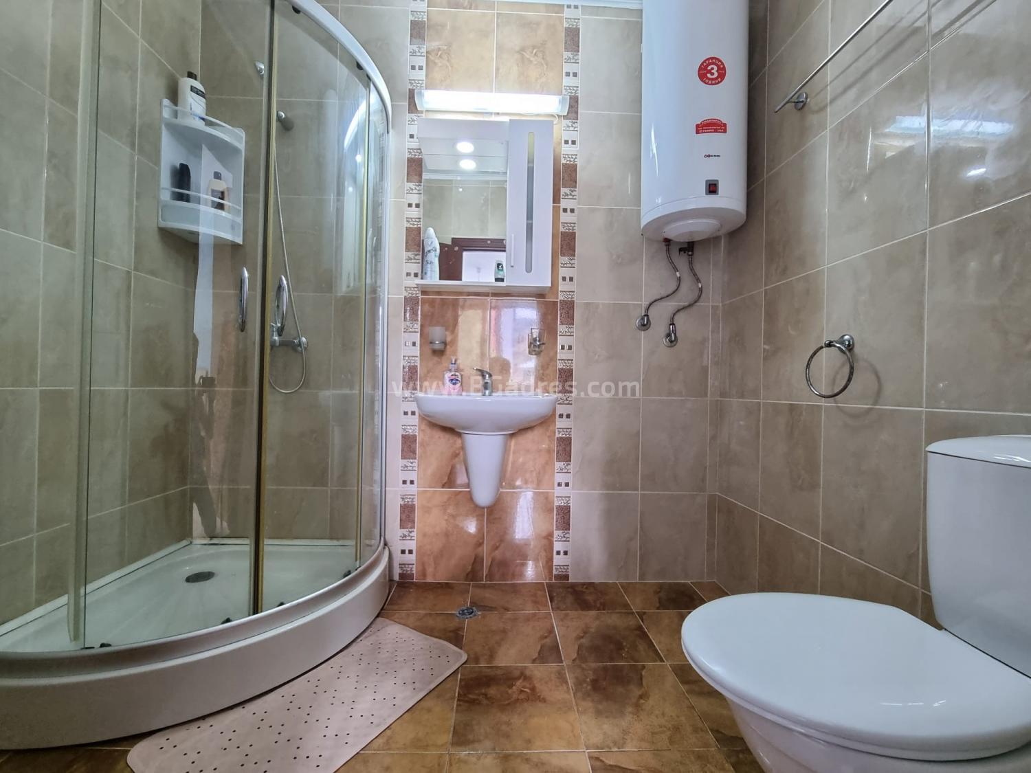 Тристаен апартамент в комплекс Аполон І №2704