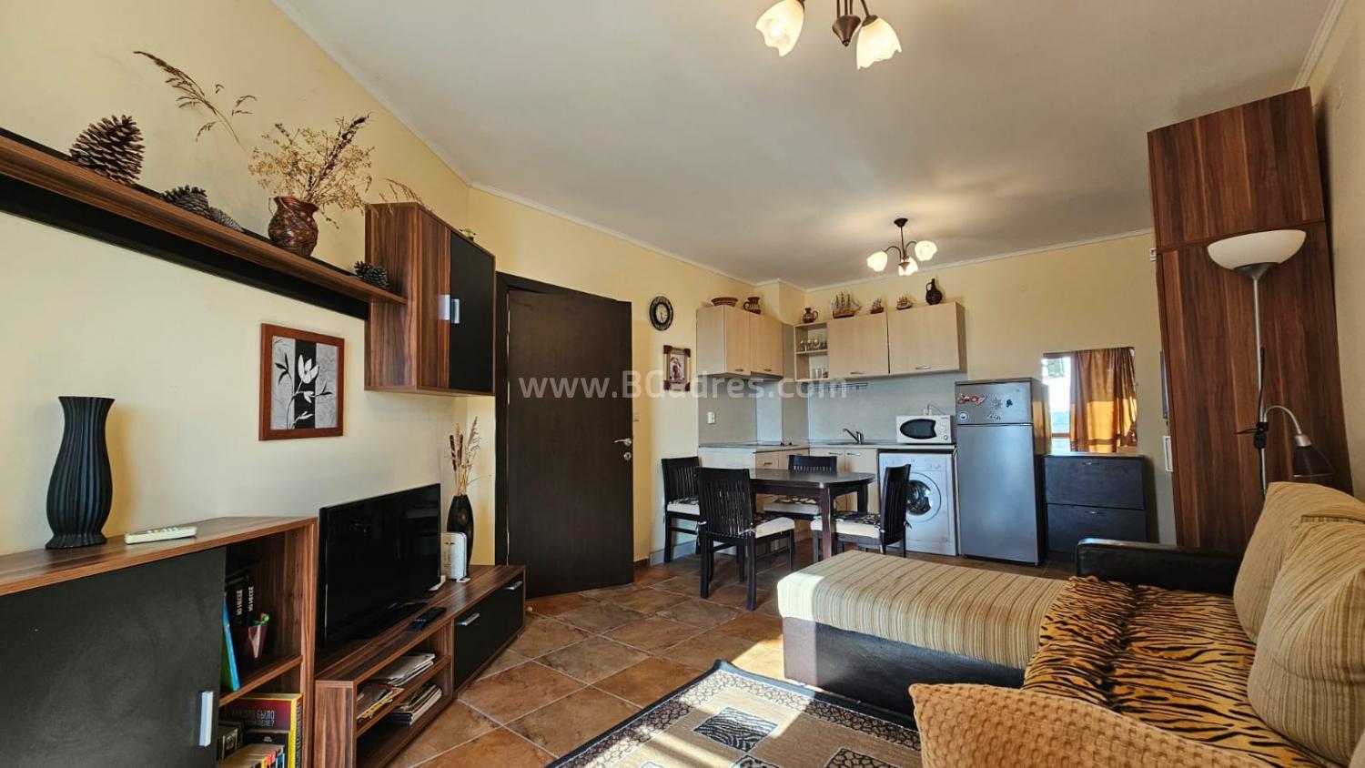 Тристаен апартамент в комплекса Аполон І №4379