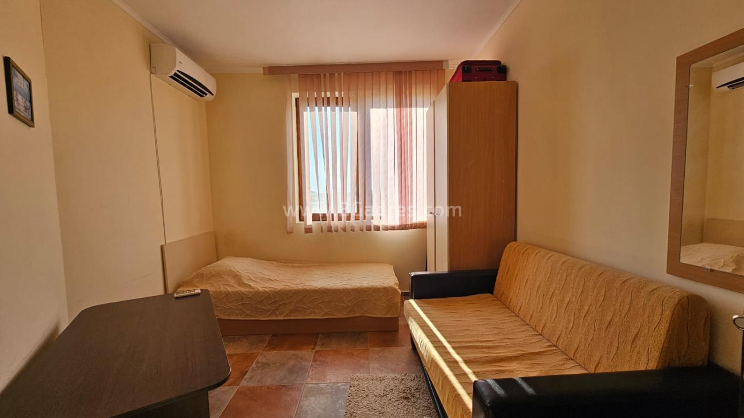 Тристаен апартамент в комплекса Аполон І №4379