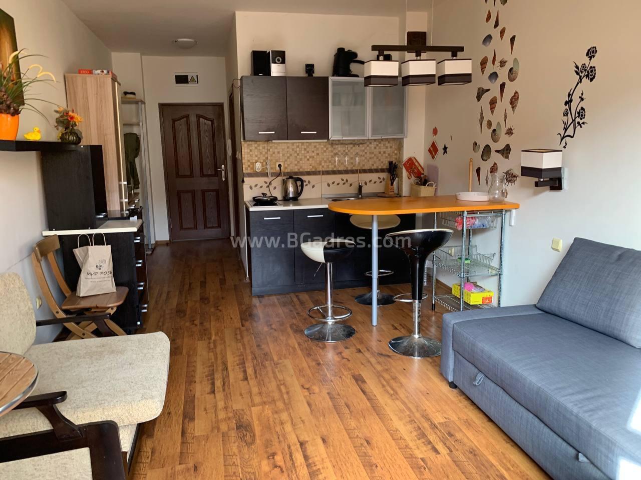 Studio with low maintenance fee in St. Vlas І №2869