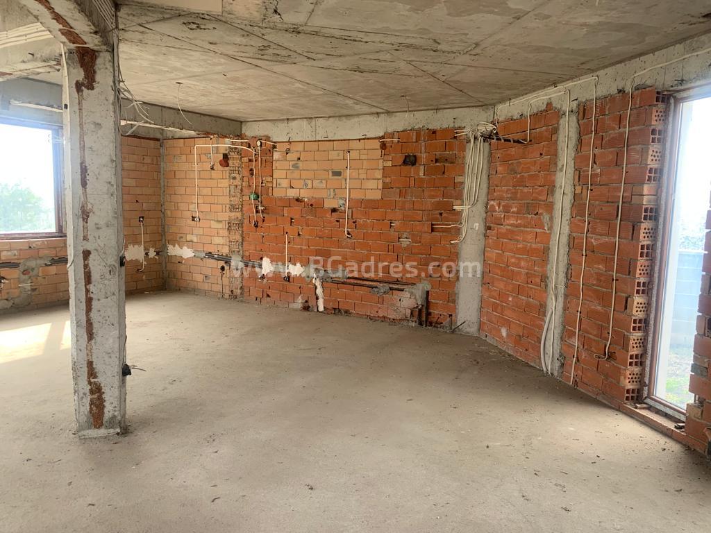 Haus mit Pool im Komplex Floral Meadows І №2894