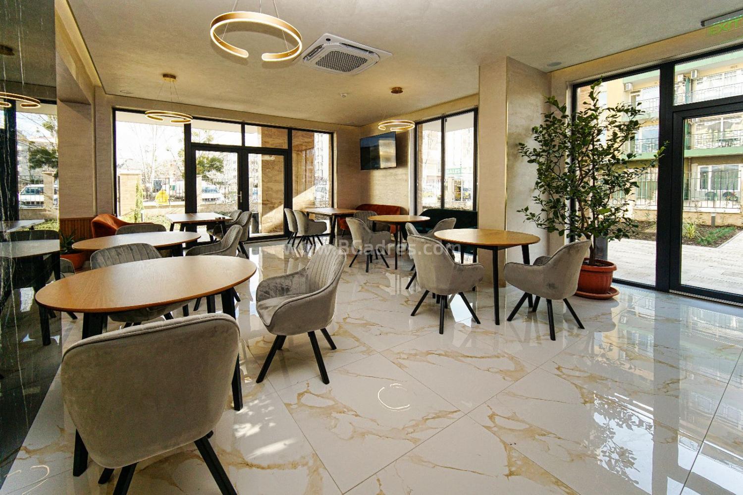 Тристаен апартамент в нов комплекс І №2934