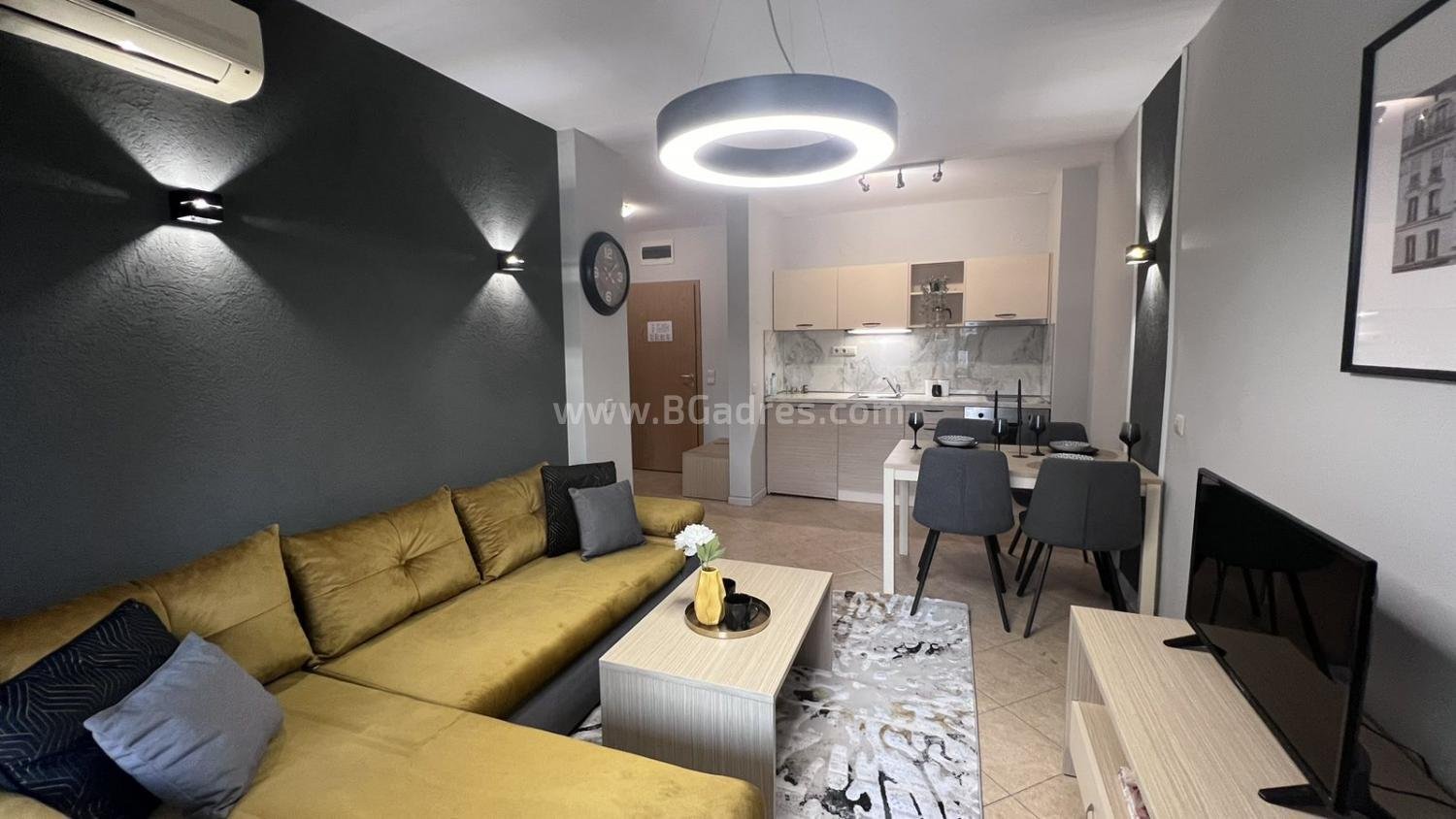 Квартира в комплексе Роял Сан І №3237