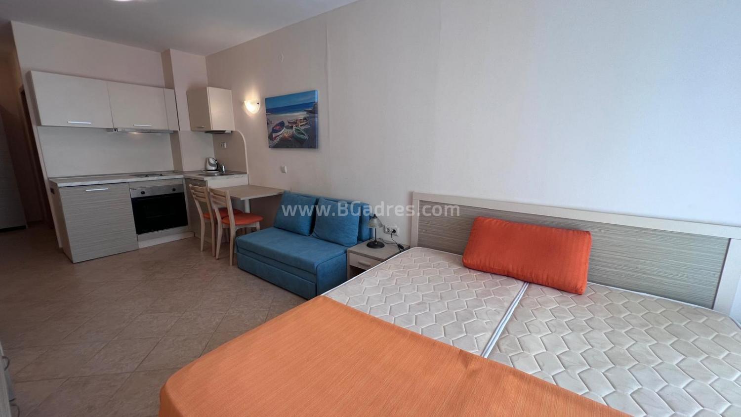 Studio in the Royal Sun complex І №3886