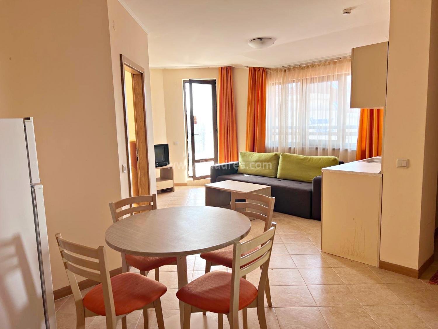 Апартамент в комплексе Роял Сан І №4042