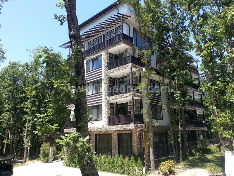 Apartments from the builder in Primorsko