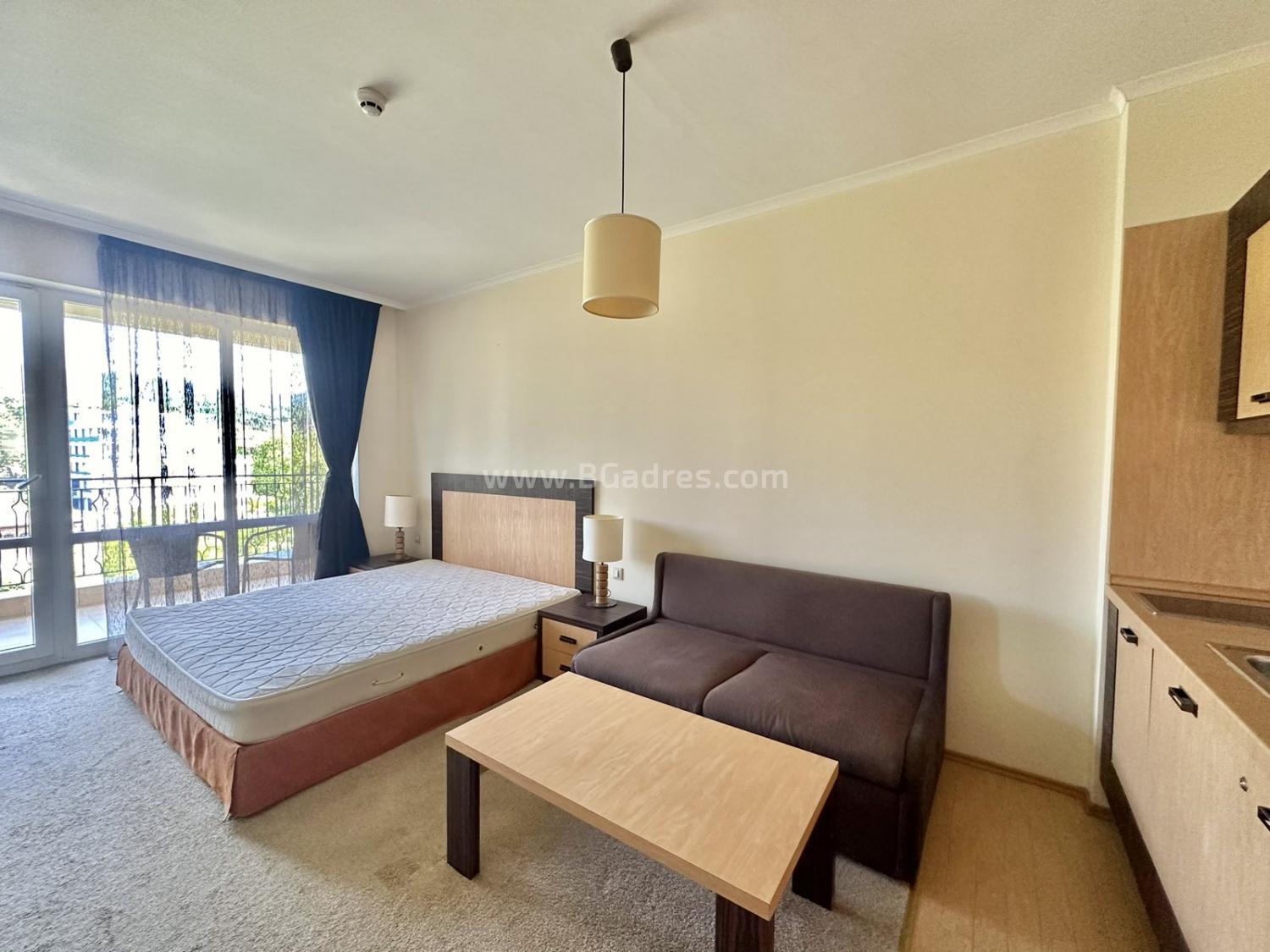 Студио в комплекс Маджестик І №3597