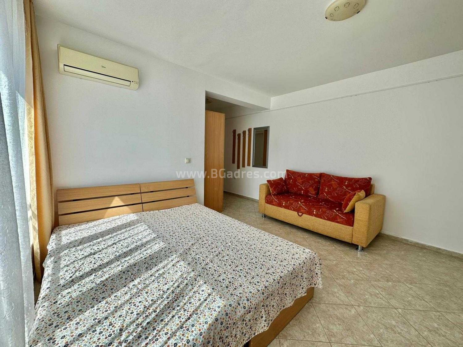 Большая студия в комплексе Силвер Спрингс І №3023