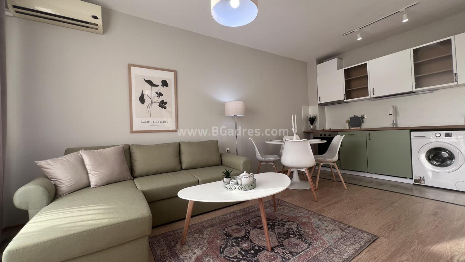 One bedroom apartment on the seaside at a bargain price І №3219