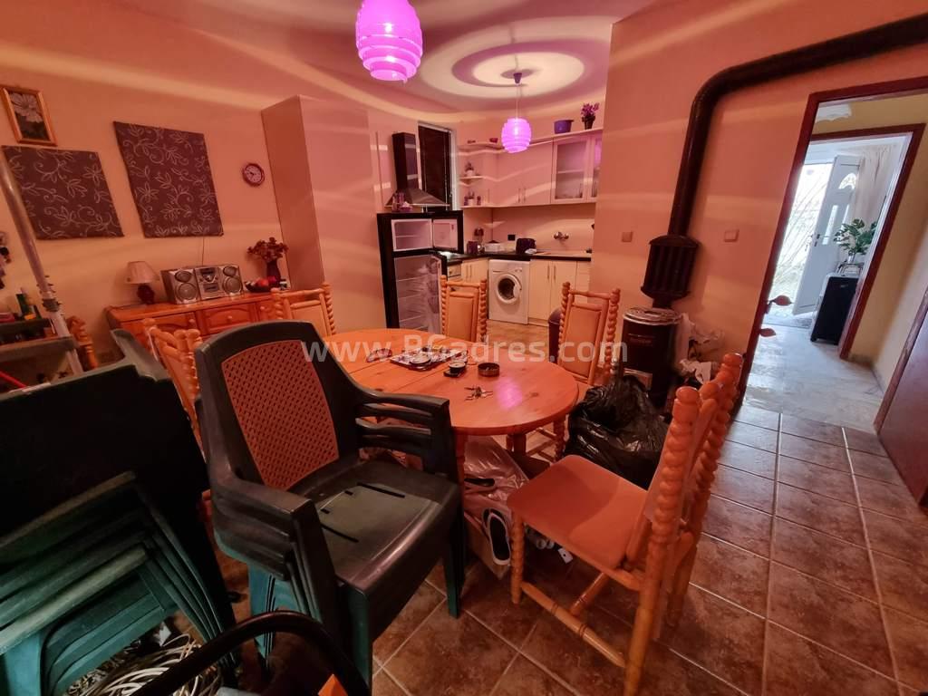 Къща с двор близо до морето І №2855