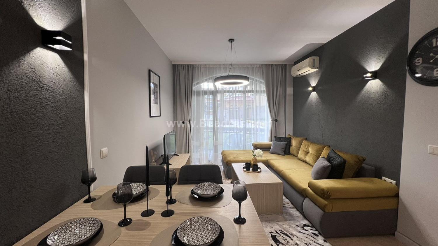 Квартира в комплексе Роял Сан І №3237