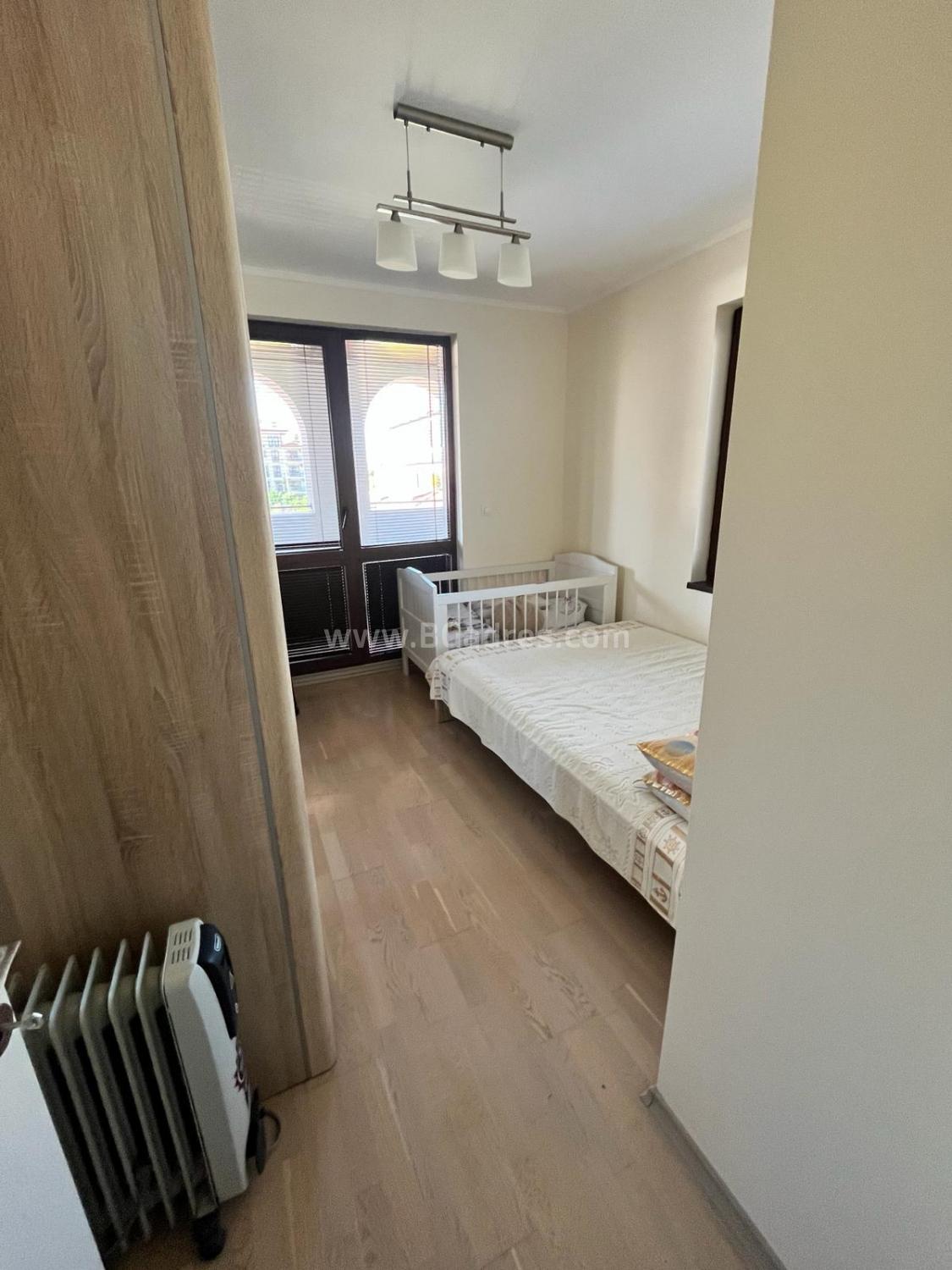 Тристаен апартамент в комплекс Естебан І №3630