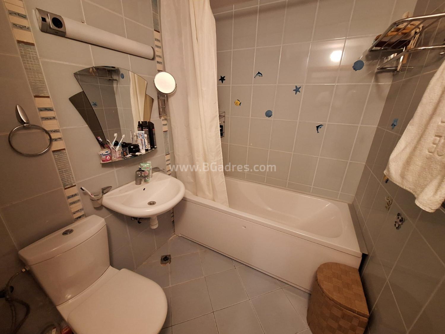 Апартамент в комплекс Шато дел Мар І №4338