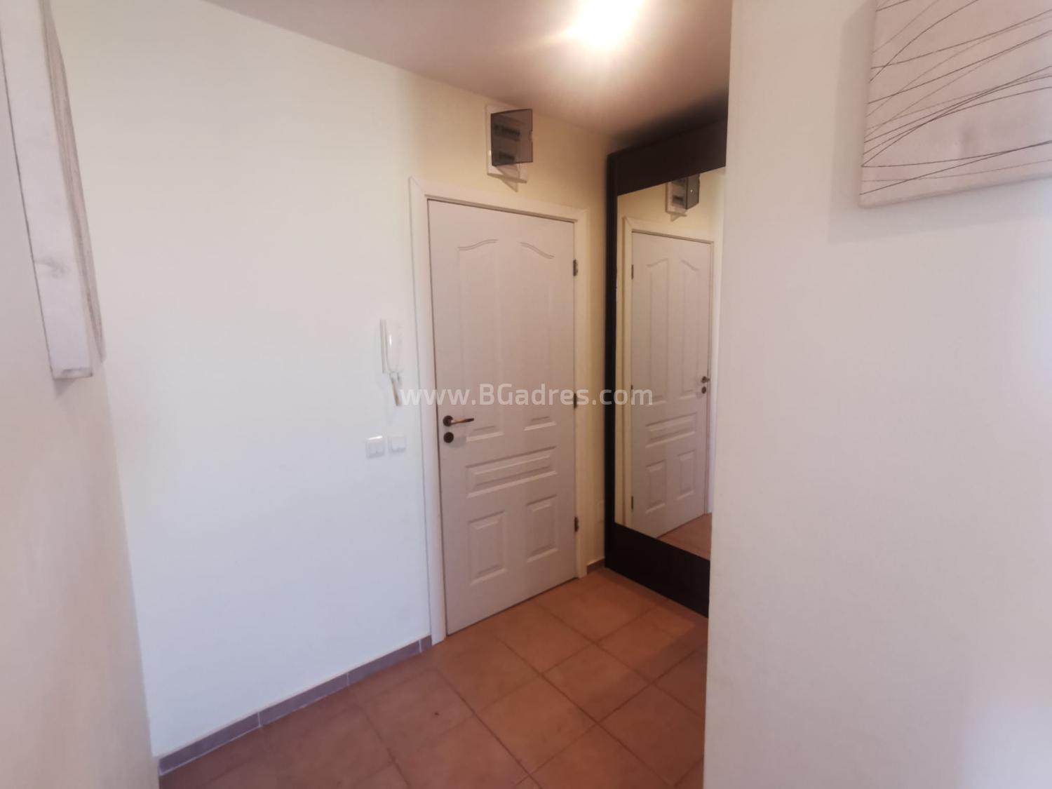 Apartment on the seaside at a bargain price І №3265