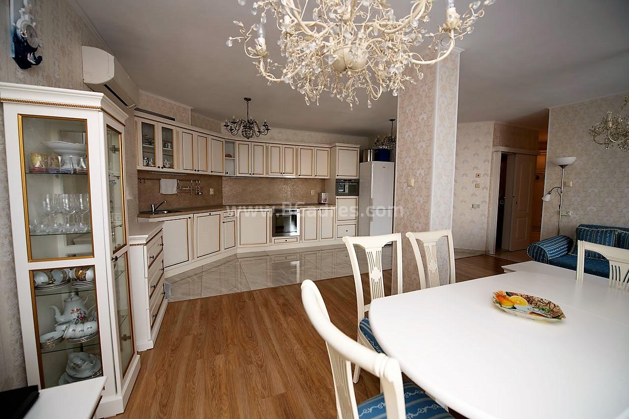 Голям апартамент в Изида Палас | №2351