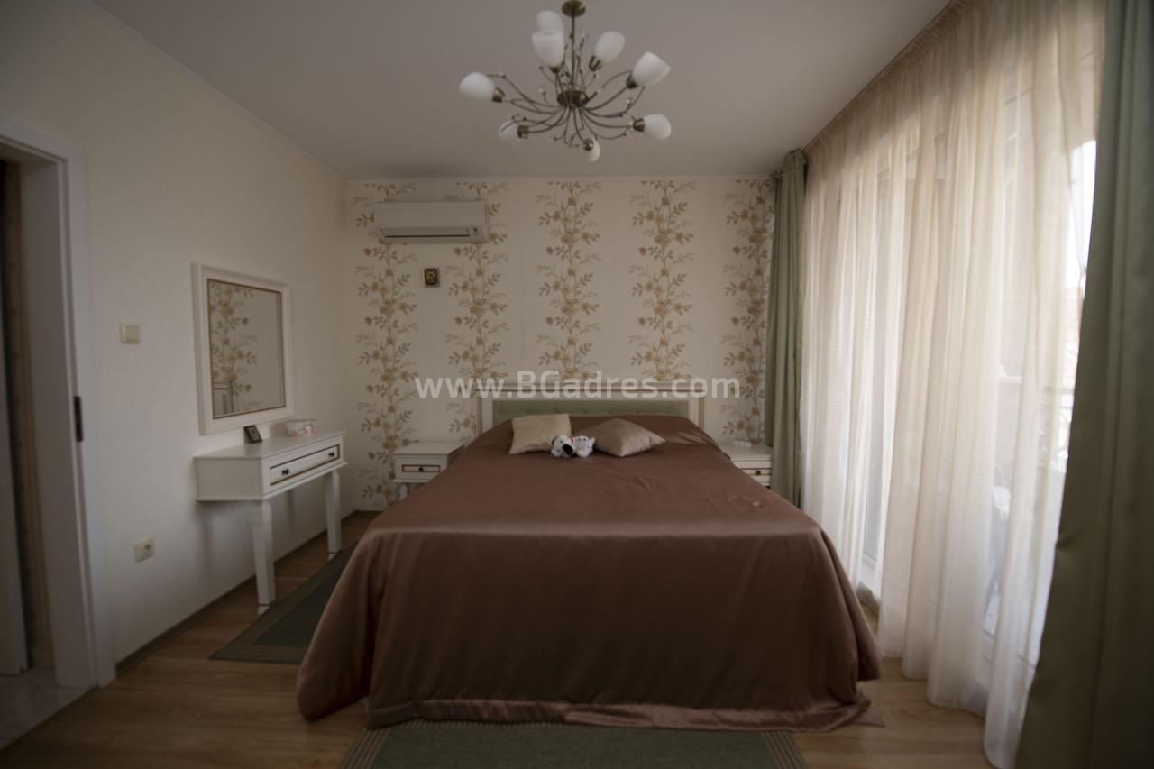 Голям апартамент в Изида Палас | №2351