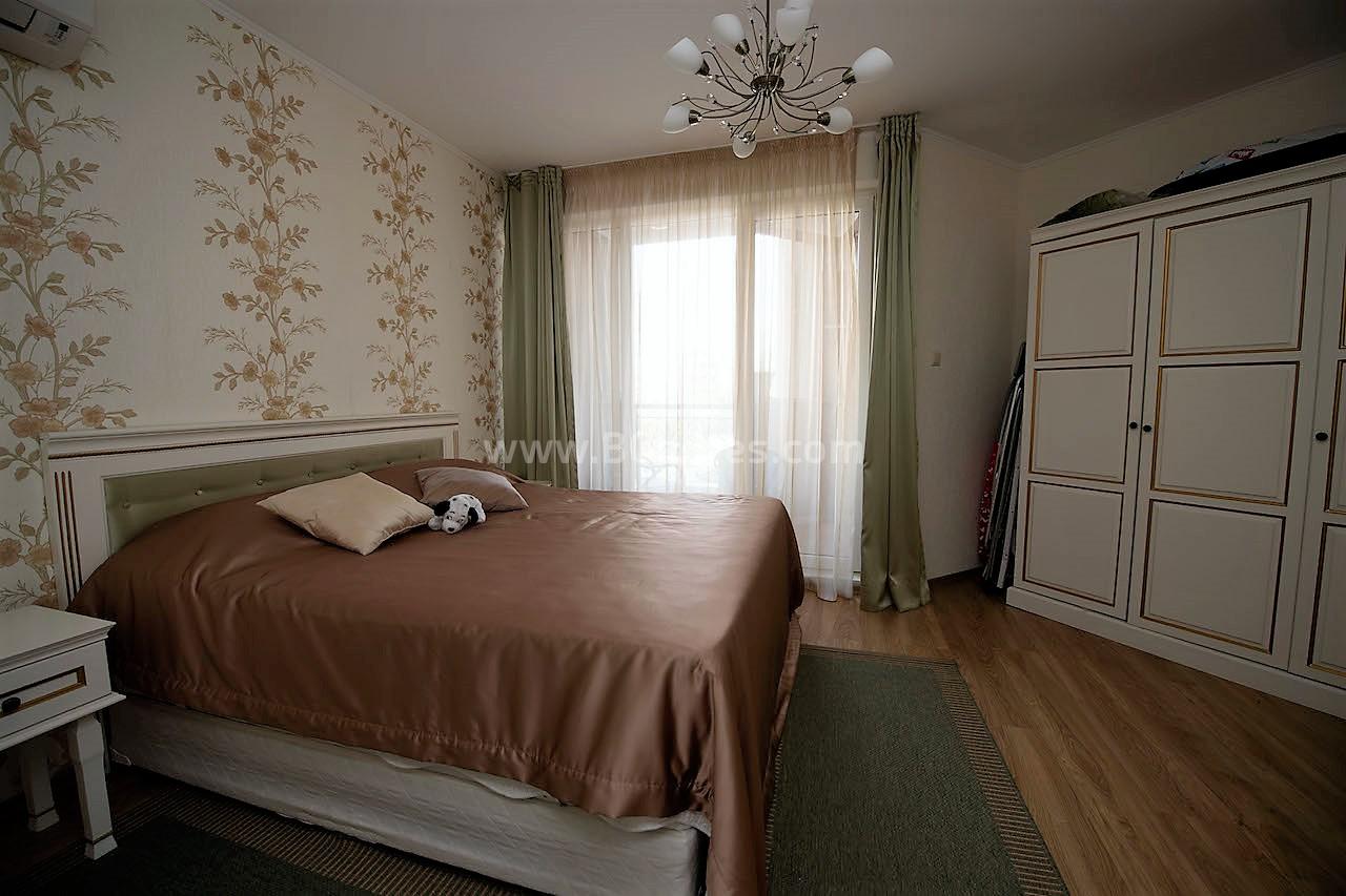 Голям апартамент в Изида Палас | №2351