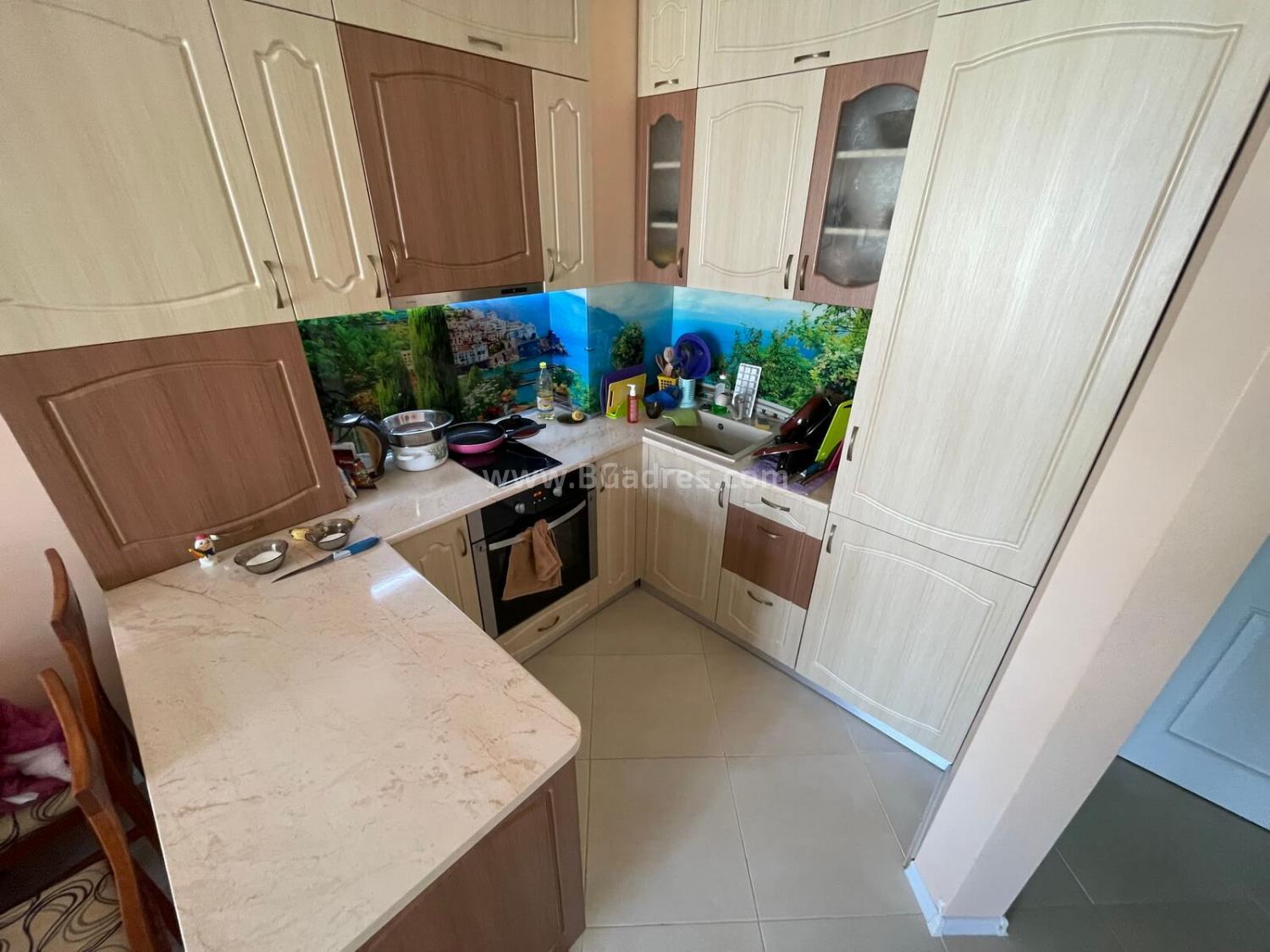 Zwei-Zimmer-Wohnung zum dauerhaften Wohnen in Pomorie | №2367