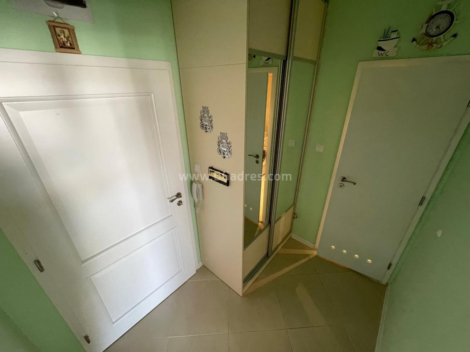 Zwei-Zimmer-Wohnung zum dauerhaften Wohnen in Pomorie | №2367