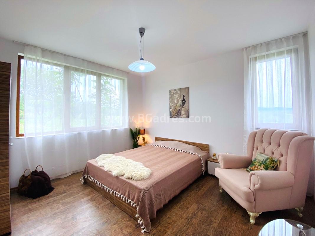 Евтина къща с 3 спални I №2422