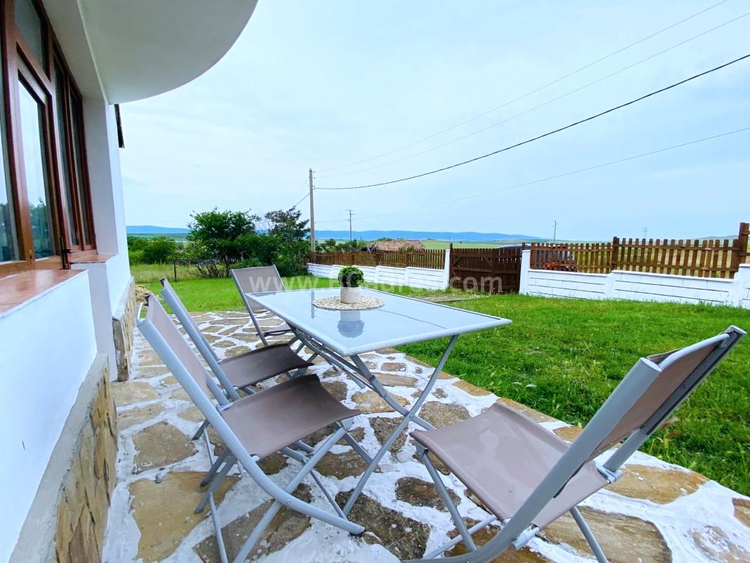 Евтина къща с 3 спални I №2422