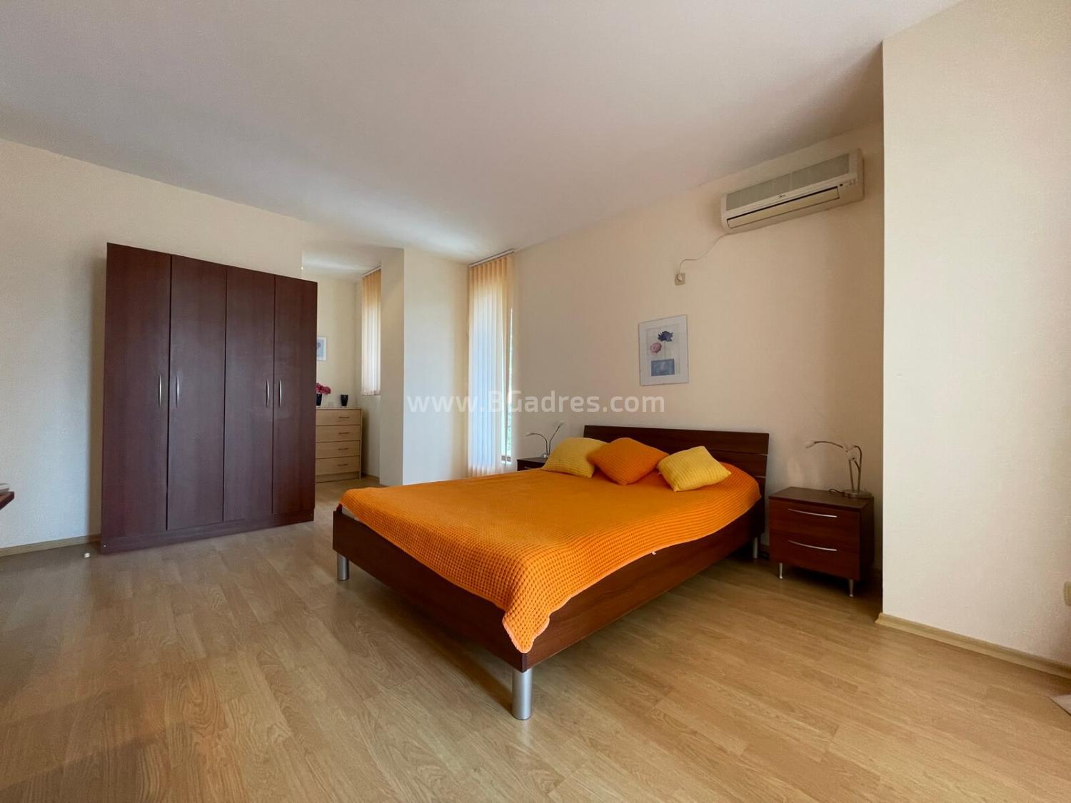 House townhouse with 3 bedrooms in Kosharitsa I №2539