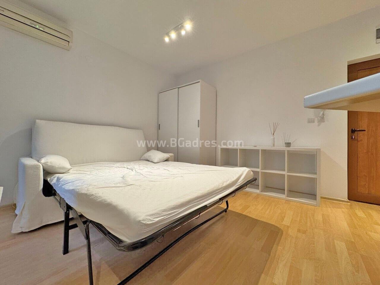 Студио с ново обзавеждане на морето І №3896