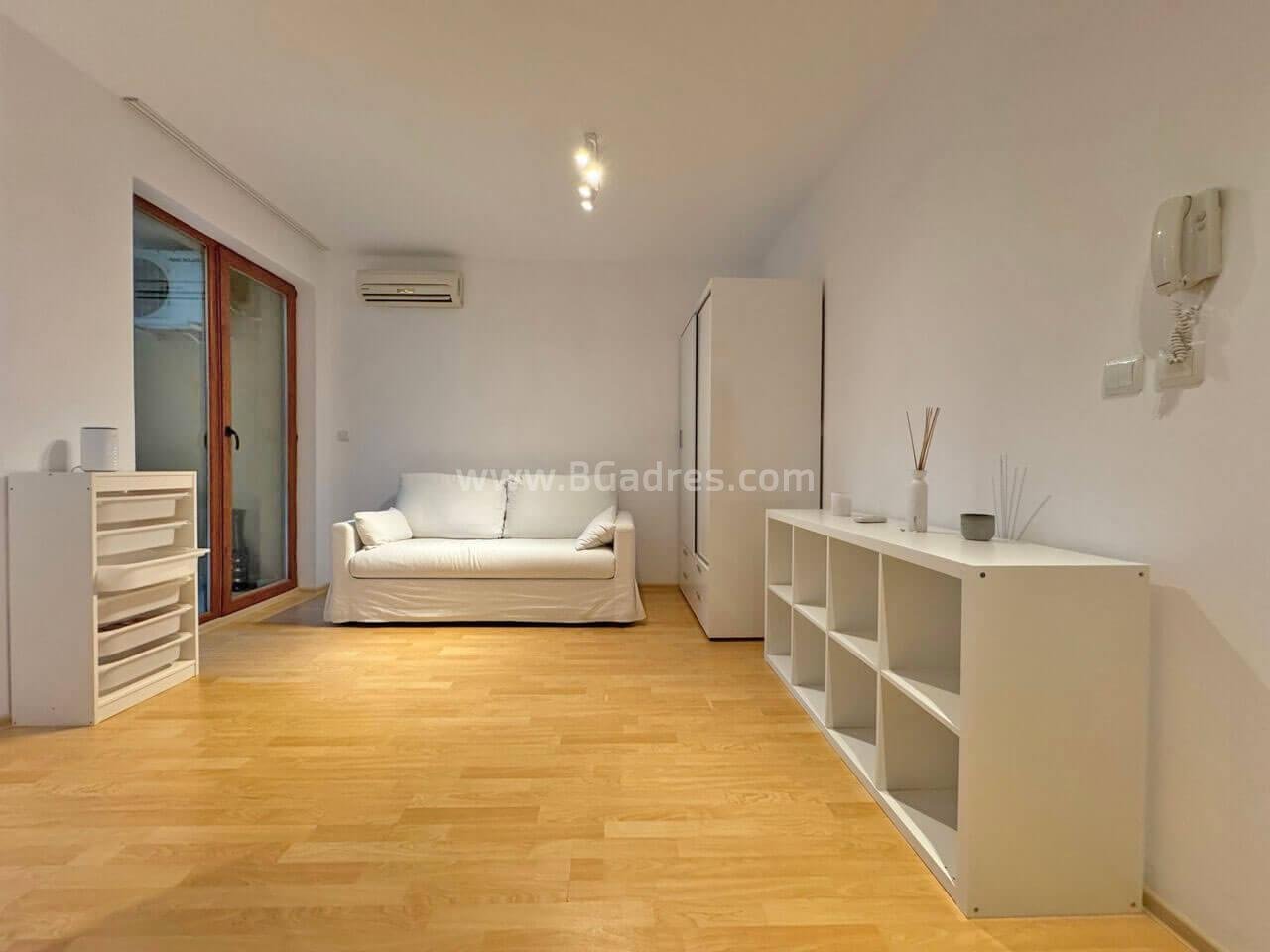 Студио с ново обзавеждане на морето І №3896