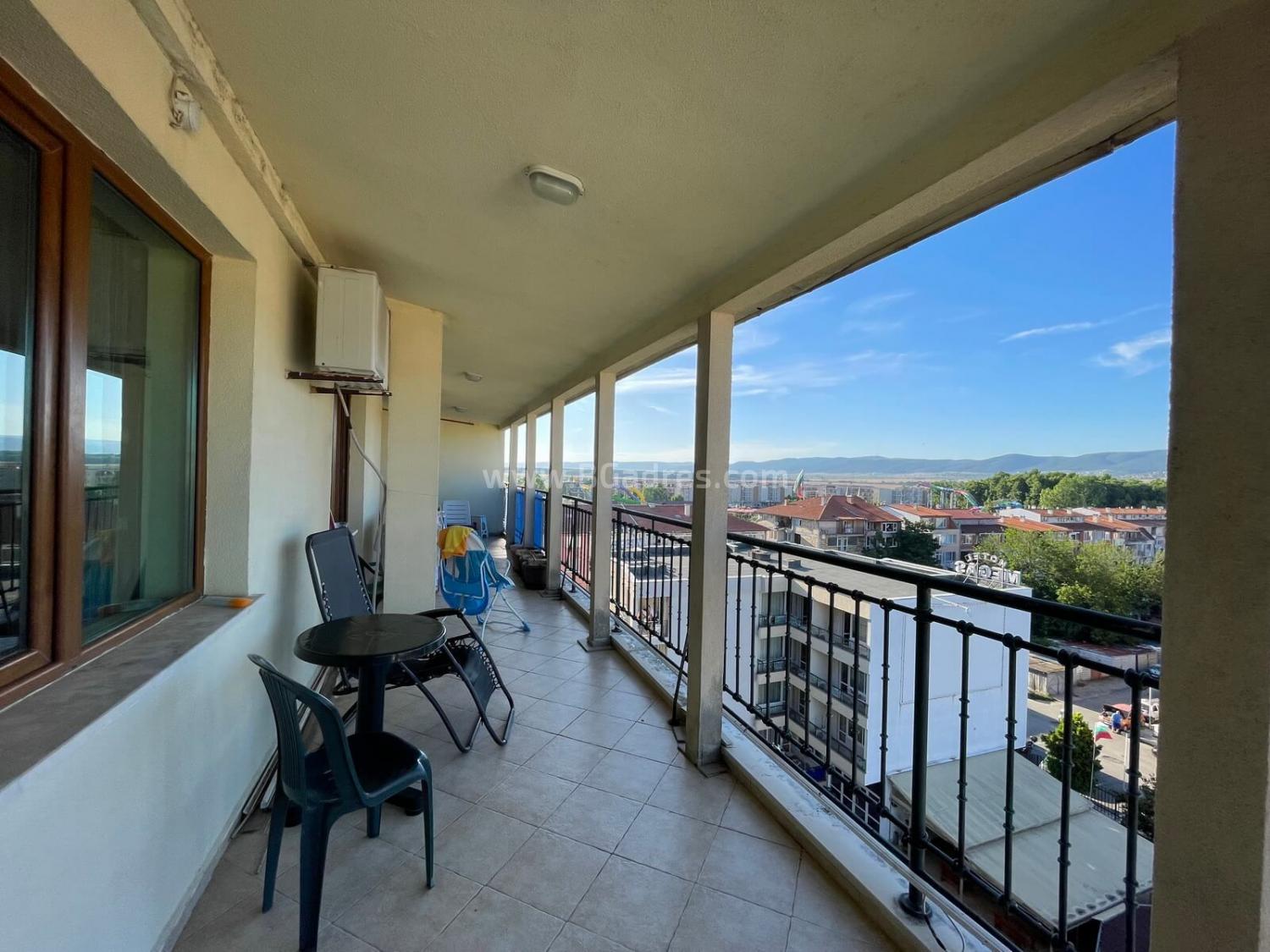 Евтин тристаен апартамент на морето І №2463