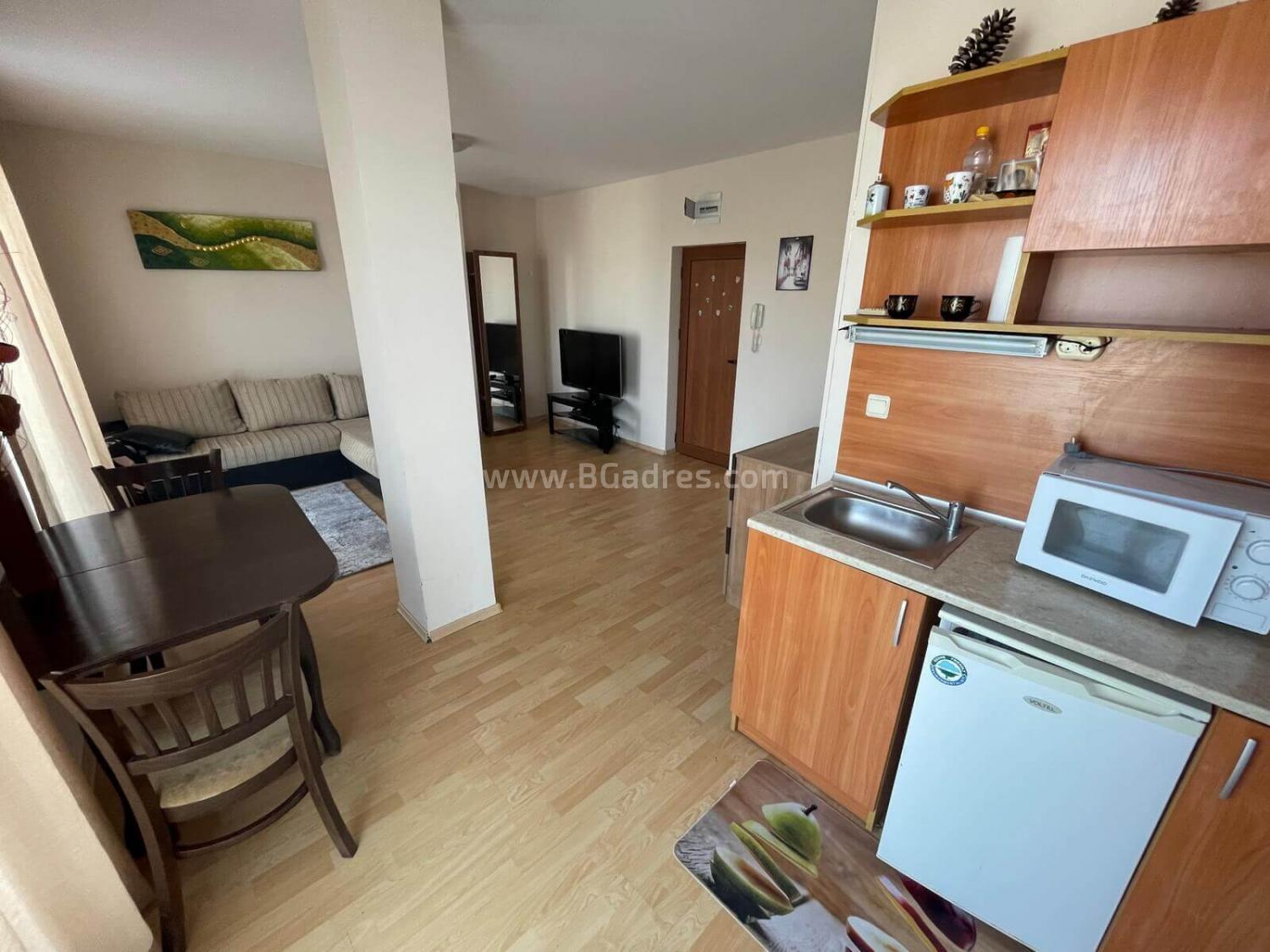 Голямо студио в комплекс Амадеус І №2930