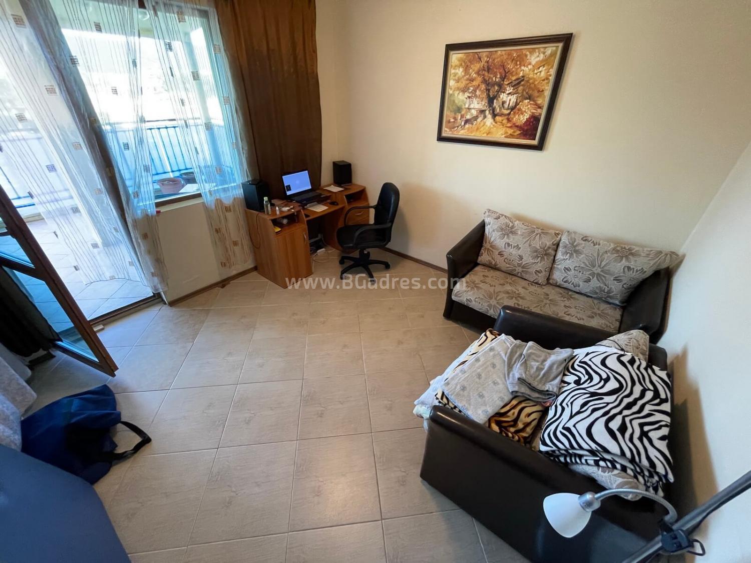 Евтин тристаен апартамент на морето І №2463