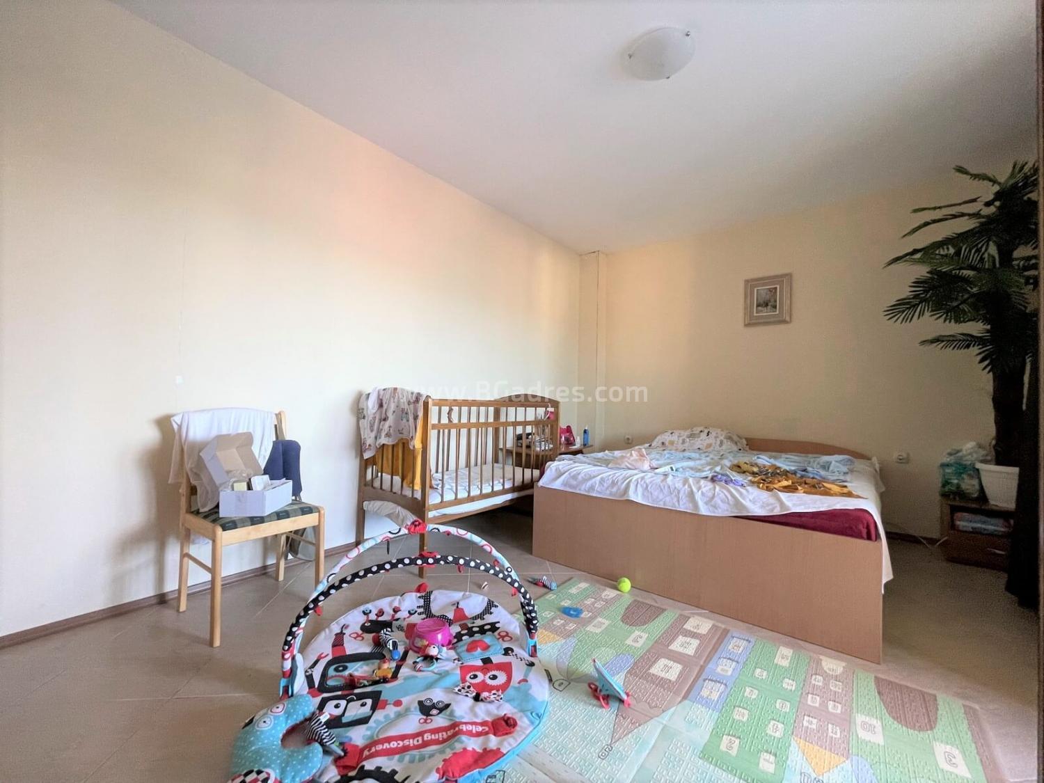 Евтин тристаен апартамент на морето І №2463