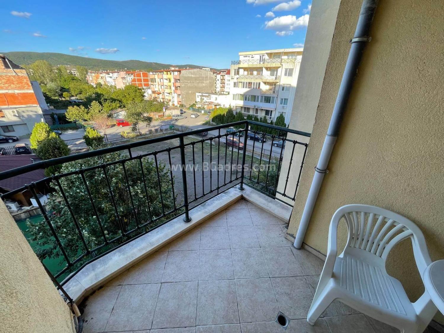 Апартамент в комплекс Амадеус 3 І №2645