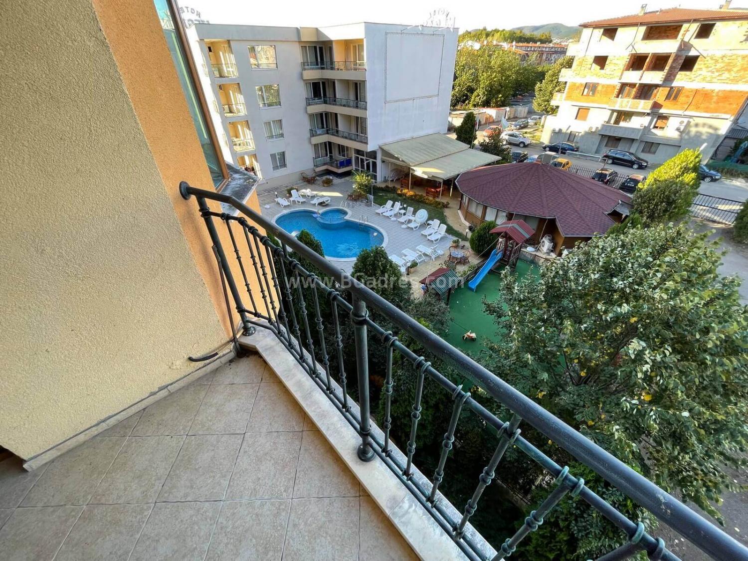 Апартамент в комплекс Амадеус 3 І №2645