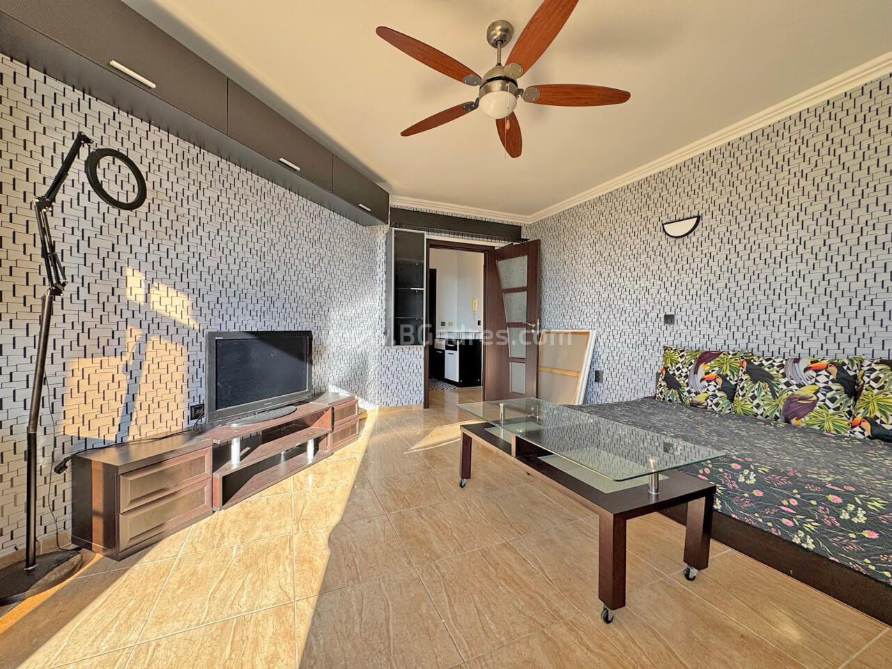 Апартамент с камина до морето І №4525