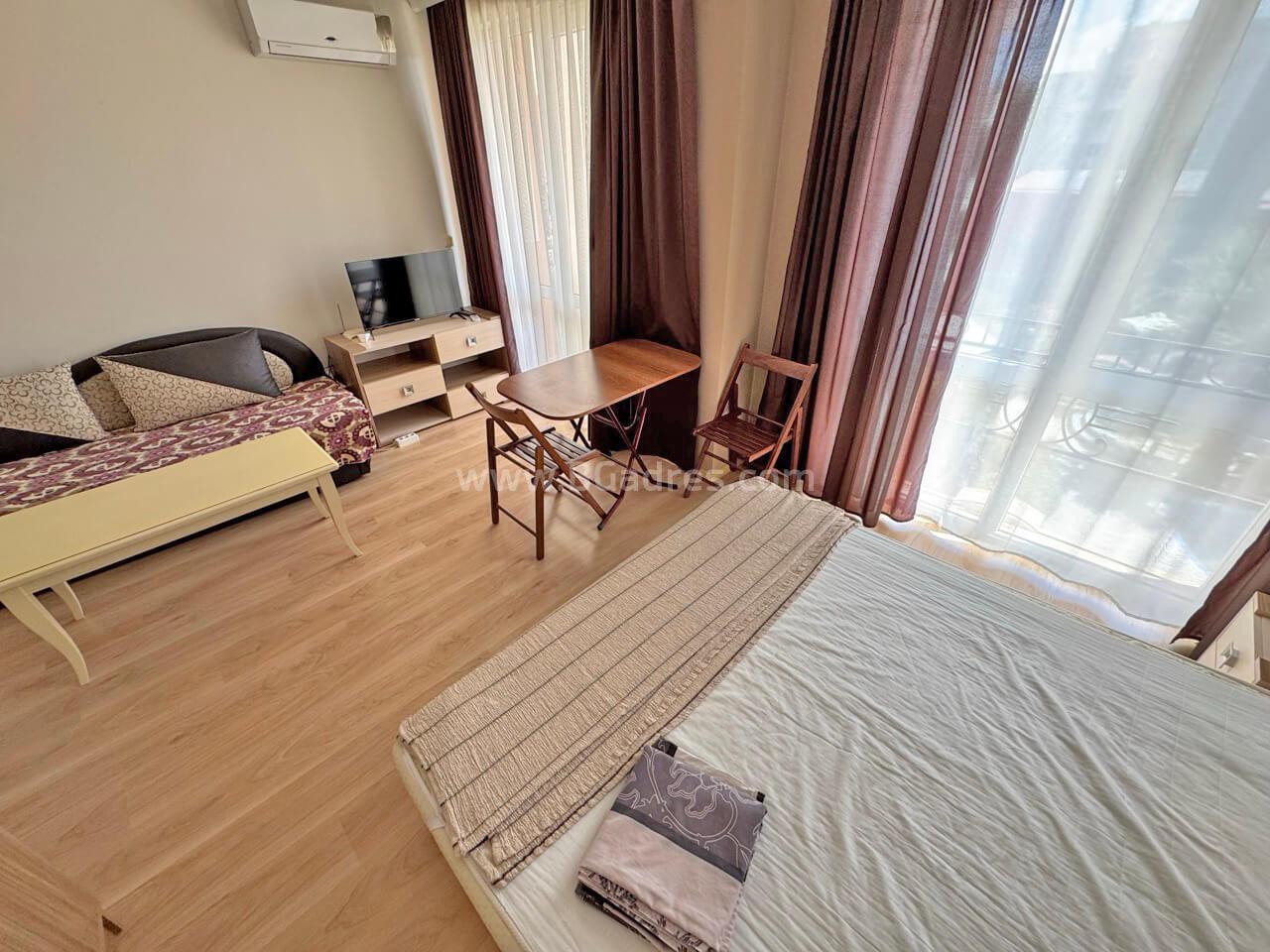 Studio in the Aphrodite Palace complex І №4333