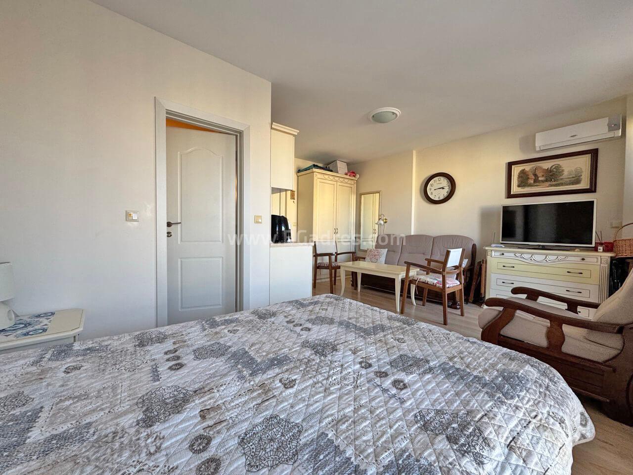 Studio in the Aphrodite Palace complex І №4524